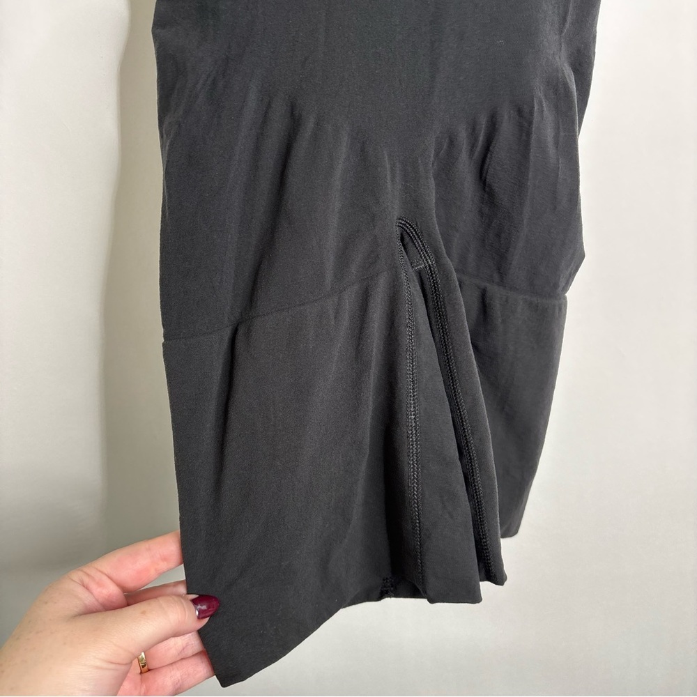 SPANXsculpt™ Seamless Power High-Waisted Mid-Thigh Short Very Black size XL - Picture 4 of 15